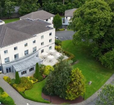 Shamrock Lodge Hotel Aerial Entrance_BW