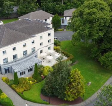 Shamrock Lodge Hotel Aerial Entrance_BW