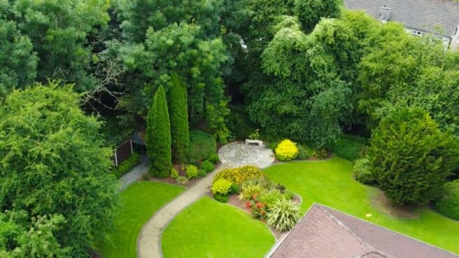Shamrock Lodge Hotel Gardens Aerial_BW